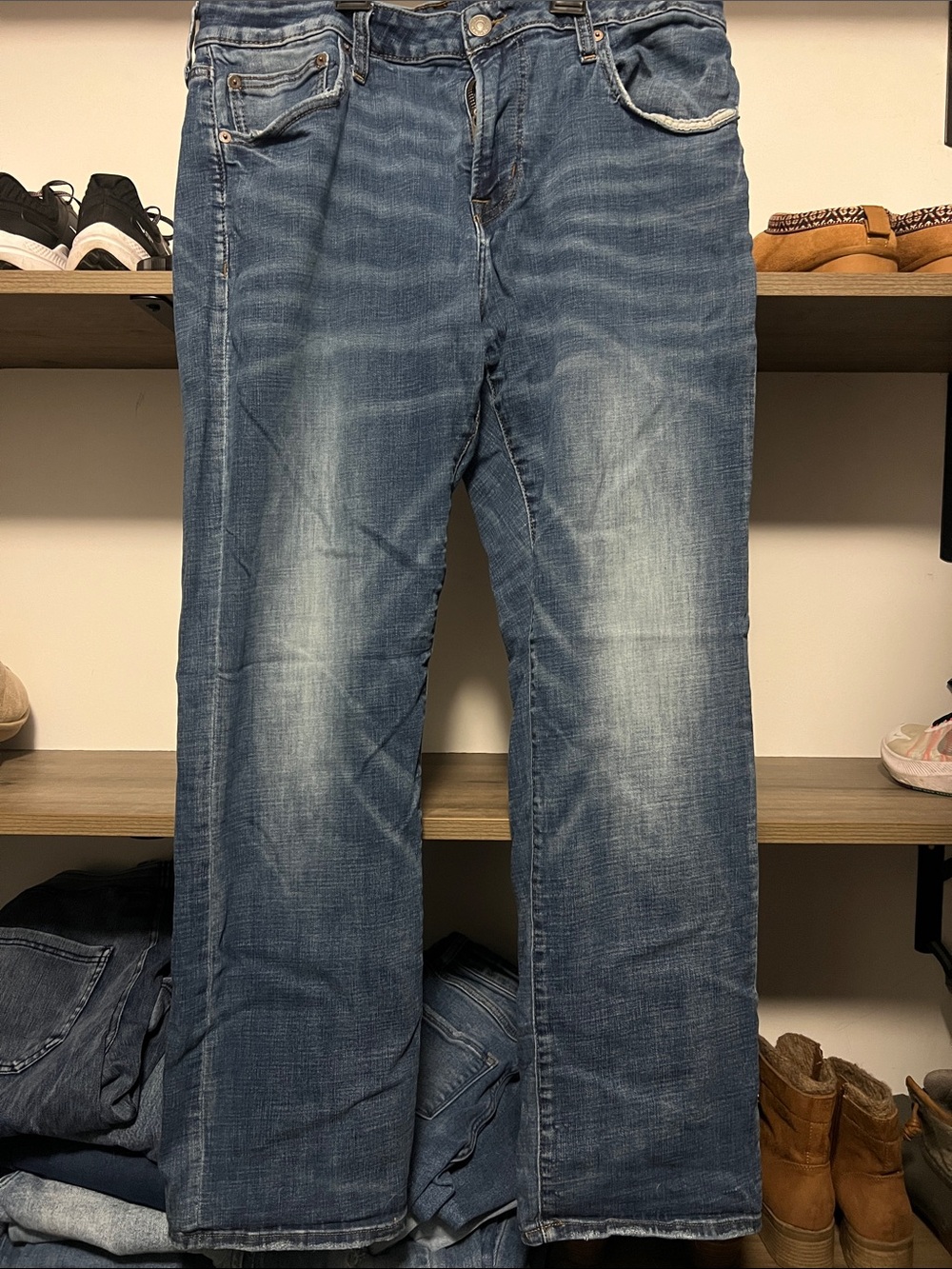 American Eagle Outfitters Men's Faded Blue Bootcut Jeans